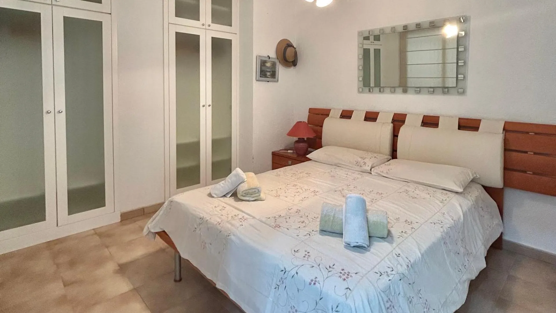 Very Spacious 2 Bed Apt In Castle Harbour C203 Los Cristianos  Spanien